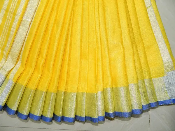 Yellow_Linen_Slub_Saree_Wih_Contrast_Blouse_Piece_For_Women