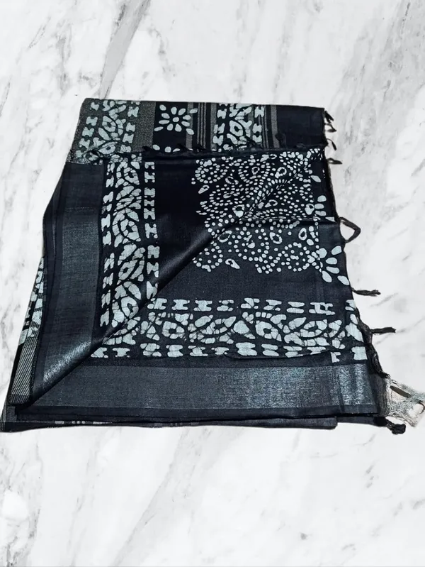 Black_Batik_Print_Linen_Slub_Saree_With_Runnig_Blouse_Piece_For_Women