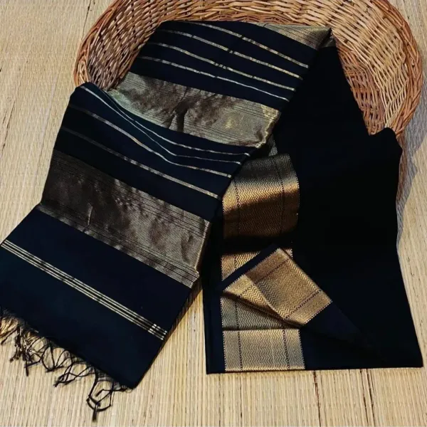 Black_Exquisite_Semi_Silk_Sarees_with_Blouse