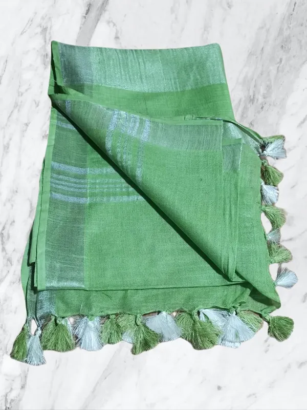 Green_Linen_Slub_Saree_With_Plain_Zari_Border_Running_Blouse_Piece_For_Women