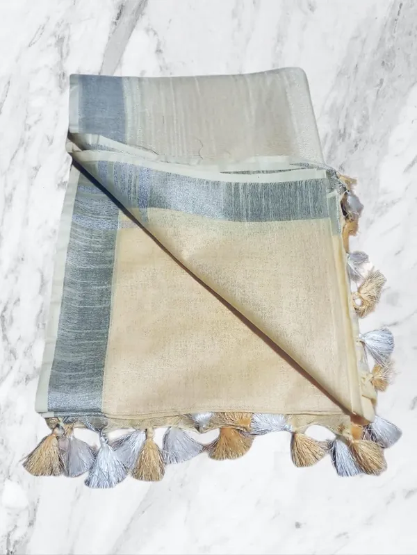 Beige_Linen_Slub_Saree_With_Plain_Zari_Border_Running_Blouse_Piece_For_Women