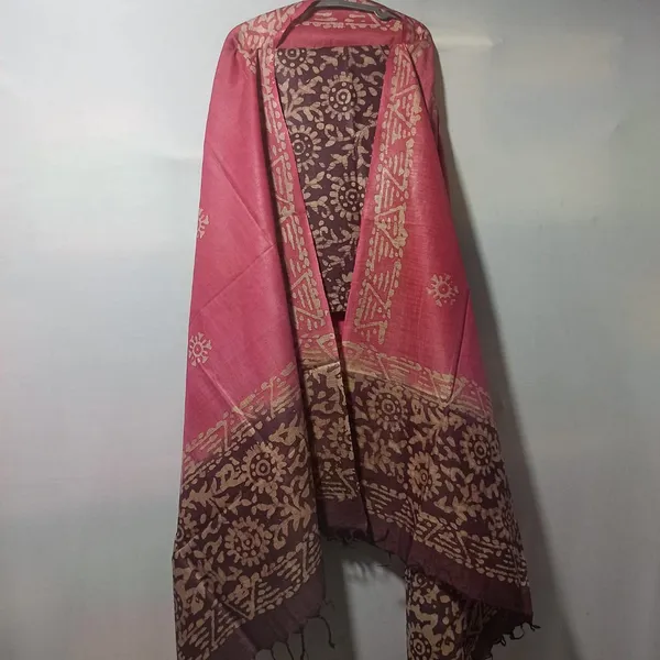 Maroon_Cotton_Silk_Batik_Print_Unstitched_Salwar_Suit_Dress_Material_With_Duputta_For_Women