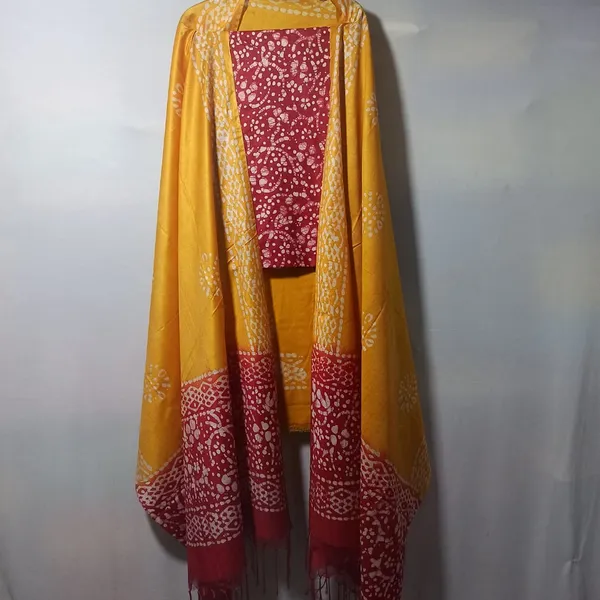 Red_Katan_Silk_Batik_Print_Unstitched_Salwar_Suit_Dress_Material_With_Duputta_For_Women