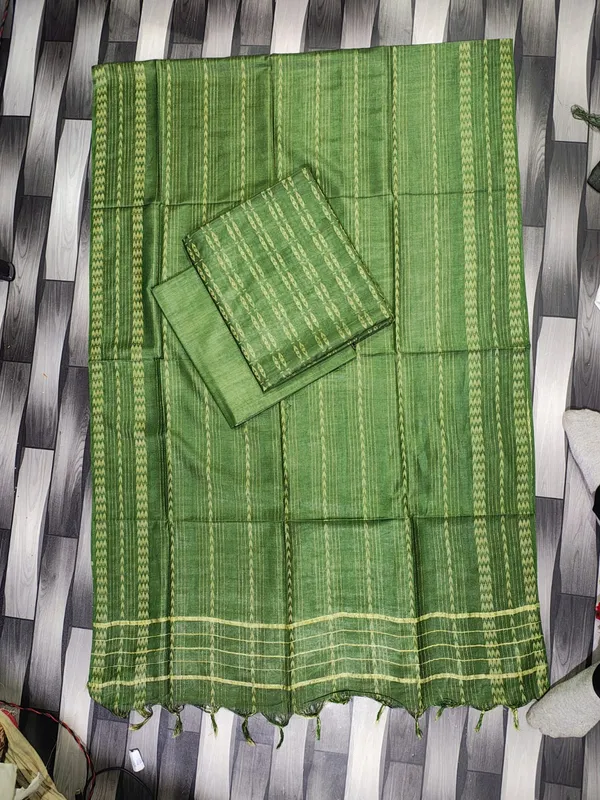 Hand_Weaving_Design_Suit_Piece_Set_Semi_Tussar_Silk_Material_(Dry_Clean_Only)