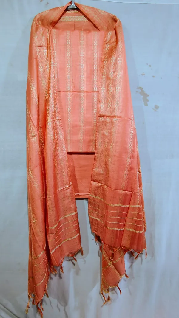 Hand_Weaving_Design_Suit_Piece_Set_Semi_Tussar_Silk_Material_(Dry_Clean_Only)