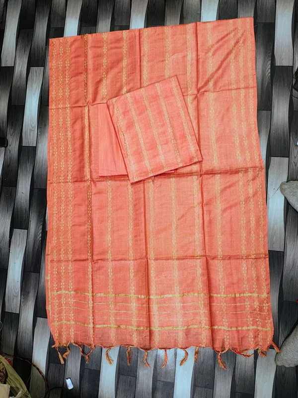 Hand_Weaving_Design_Suit_Piece_Set_Semi_Tussar_Silk_Material_(Dry_Clean_Only)