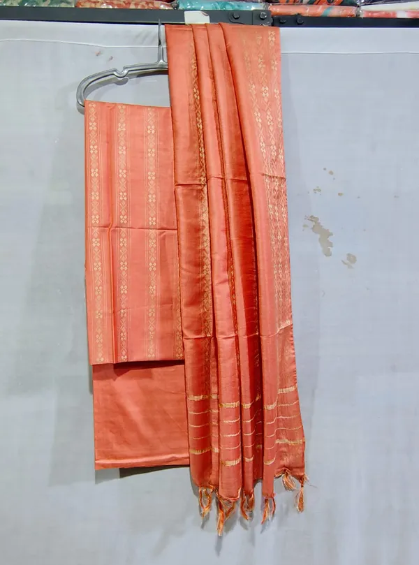 Hand_Weaving_Design_Suit_Piece_Set_Semi_Tussar_Silk_Material_(Dry_Clean_Only)
