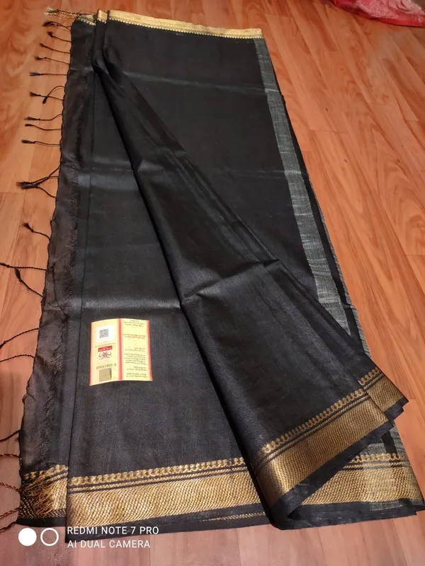 Women's_Bhagalpuri_Handwoven_Mini_Checks_Semi_Tussar_Soft_Silk_Saree_With_Designer_Zari_Border_Weaving,_Unstitched_Running_Blouse_Piece