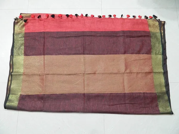 Red_Linen_Saree_With_Contrast_Blouse_Piece_For_Women