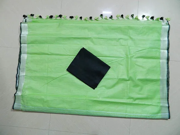 Green_Linen_Slub_Saree_Wih_Contrast_Blouse_Piece_For_Women