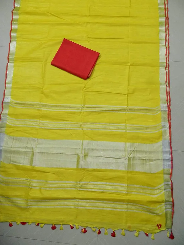 Yellow_Bhagalpuri_Linen_Slub_Saree_With_Contrast_Blouse_Piece_For_Women