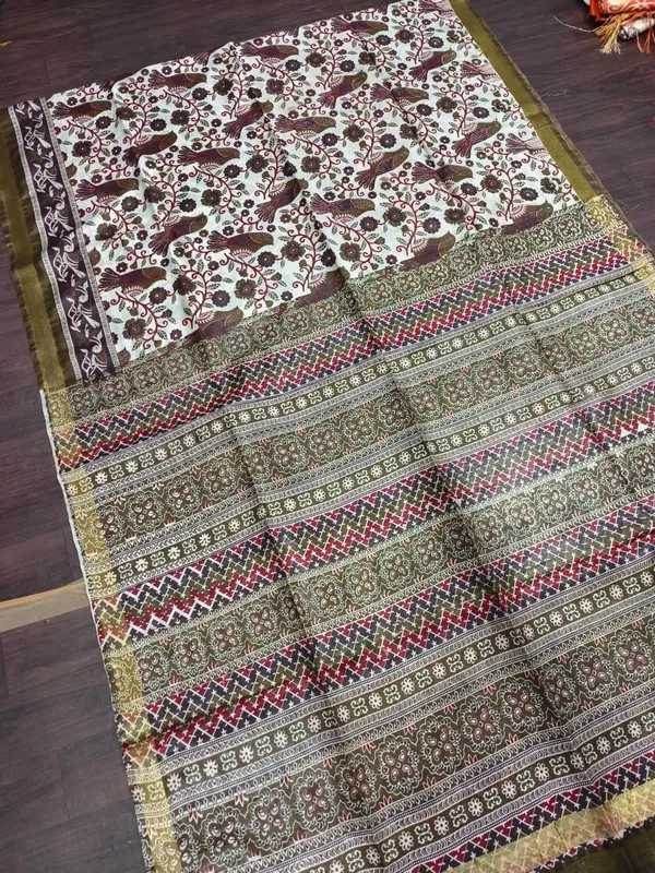 Women's_Semi_Tussar_Silk_Madhubani_Print_Saree_With_Running_Blouse_Piece