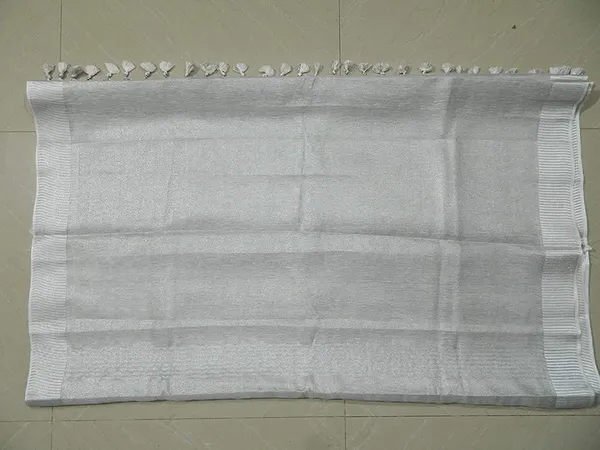 Silver_Tissue_Linen_Saree_Wih_Running_Contrast_Blouse_Piece_For_Women