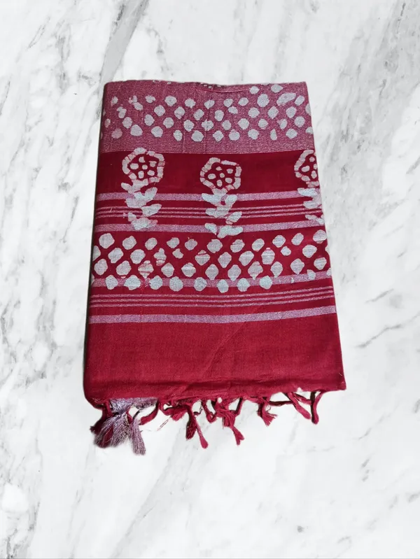 Pink_Batik_Print_Linen_Slub_Saree_With_Runnig_Blouse_Piece_For_Women