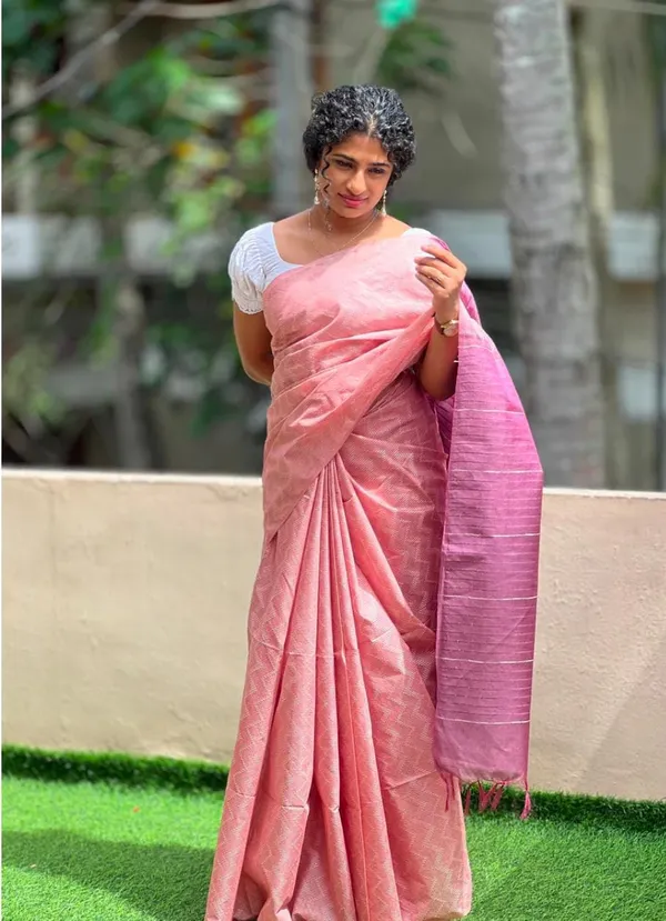 Women's_Handwoven_Threads_Weaving_Semi_Tussar_Soft_Silk_Saree_With_Atteched_Blouse