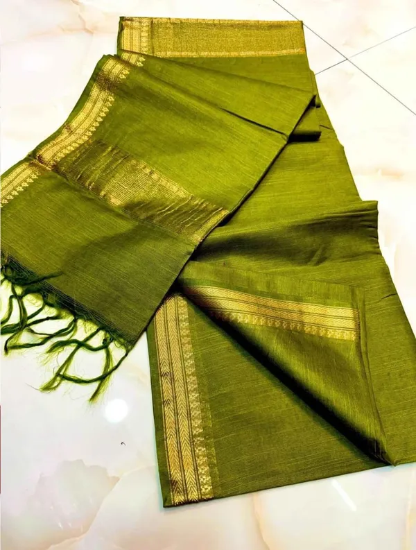 Women's_Exquisite_Semi_Tussar_Silk_Sarees_with_Blouse