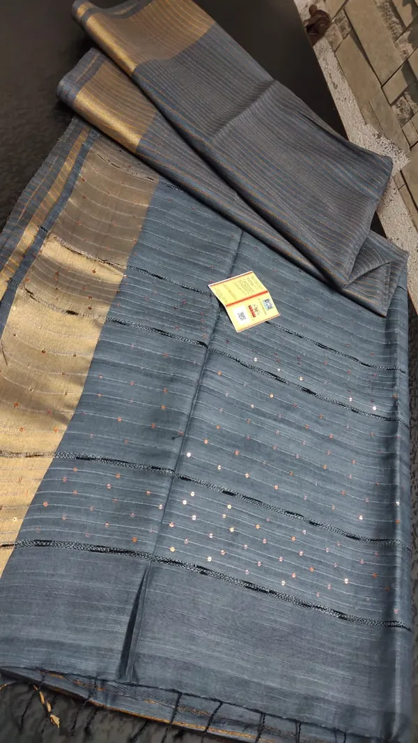 Grey_Bhagalpuri_Semi_Silk_Saree_With_Unstitched_Blouse_Piece_For_Women
