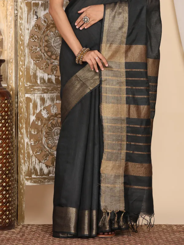 Black_Exquisite_Semi_Silk_Sarees_with_Blouse