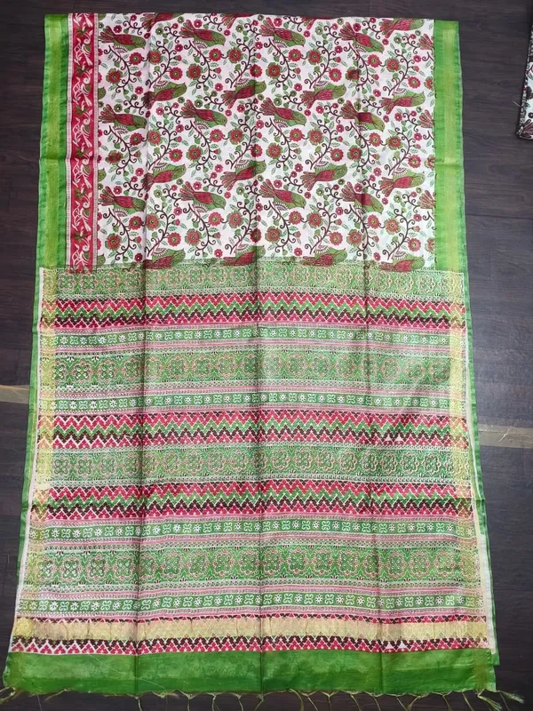 Women's_Semi_Tussar_Silk_Madhubani_Print_Saree_With_Running_Blouse_Piece