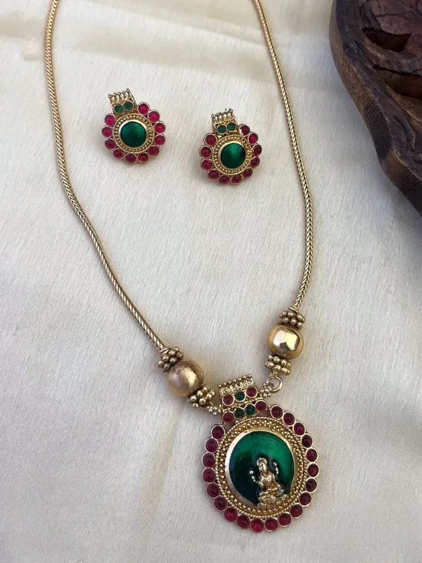Gold-Plated__Copper_Studded_Handcrafted_Enamelled_Jewellery_Set