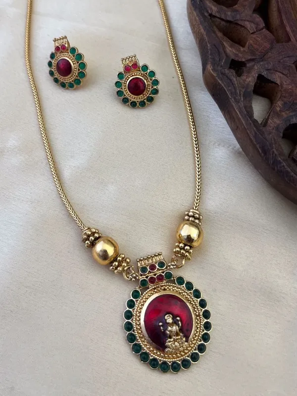 Gold-Plated__Copper_Studded_Handcrafted_Enamelled_Jewellery_Set