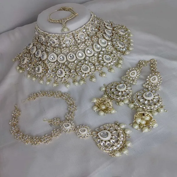 KUNDAN_BRIDAL_JEWELLERY_SET