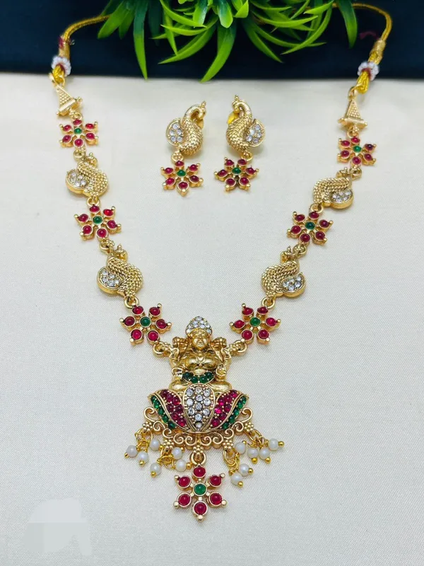 LATEST_TRADITIONAL_TEMPLE_NECKLACE_JEWELLERY_SET_WITH_JHUMKA_EARRINGS_FOR_WOMEN_AND_GIRLS