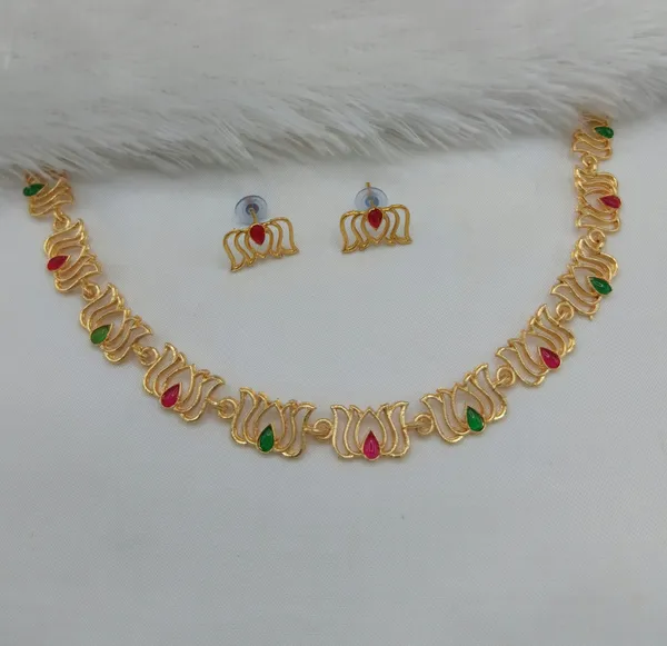 Lotus_Designer_Simple_Necklace_Set