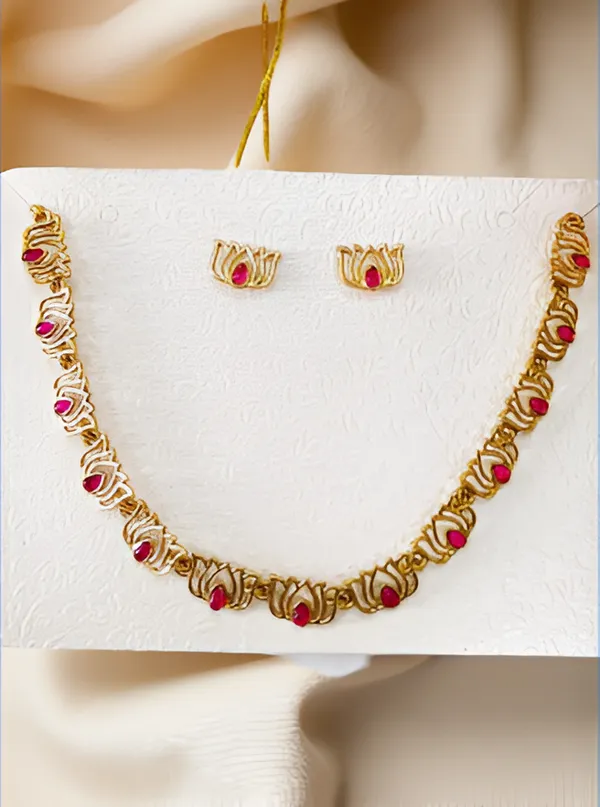 Lotus_Designer_Simple_Necklace_Set