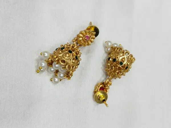 Traditional_Matte_Gold_Finish_Necklace_Set