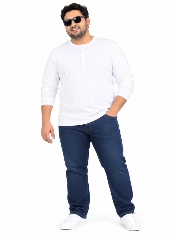 Plus_Size_Plain_White_Henley_T-Shirt_(2201)