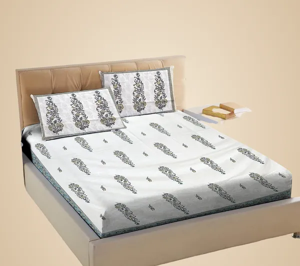 Green_Pure_Cotton_Pillow_And_Bedsheet_King_Size_Set_108_*_108_Inches