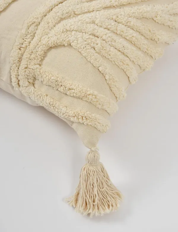 White_Boho_Decorative_Cushion_Covers,_Floral_Tufted_Design_With_Tassels