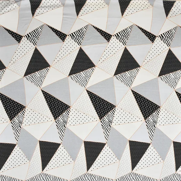 Black_Geometric_Pattern_Bedding_Set_With_Pillow_Cover,_Modern_Bedroom_Collection