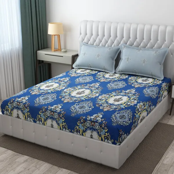 Blue_Diamond_Pattern_Print_Bedding_Set_With_Contrasted_Pillowcases,_Modern_Bedroom_Collection,_Blue_Base_With_White_Color_Pattern_In_King_Size_(108_X_108_In)