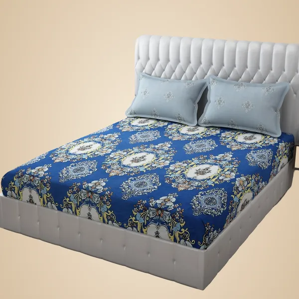 Blue_Diamond_Pattern_Print_Bedding_Set_With_Contrasted_Pillowcases,_Modern_Bedroom_Collection,_Blue_Base_With_White_Color_Pattern_In_King_Size_(108_X_108_In)