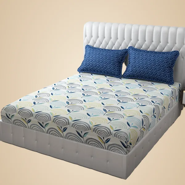 Light_Blue_Fan_Pattern_Bedding_Set_With_Contrasted_Pillow_Covers,_Modern_Bedroom_Collection,_White_Base_With_Motif_Design_King_Size_(108_X_108_In)