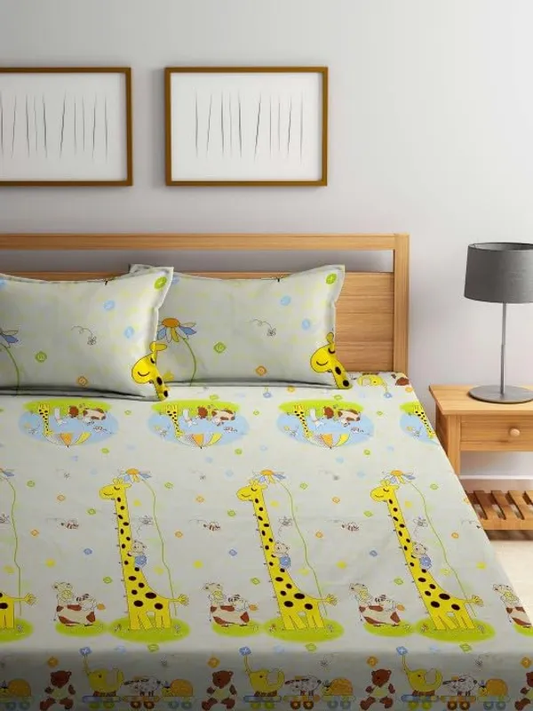 Cream_Kids_Bedsheet_In_Jungle_Print_(Cream)_Flat_Bedsheet_90_X_100_In_With_2_Pillow_Covers