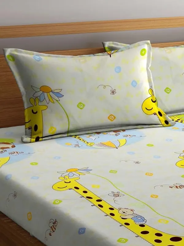 Cream_Kids_Bedsheet_In_Jungle_Print_(Cream)_Flat_Bedsheet_90_X_100_In_With_2_Pillow_Covers