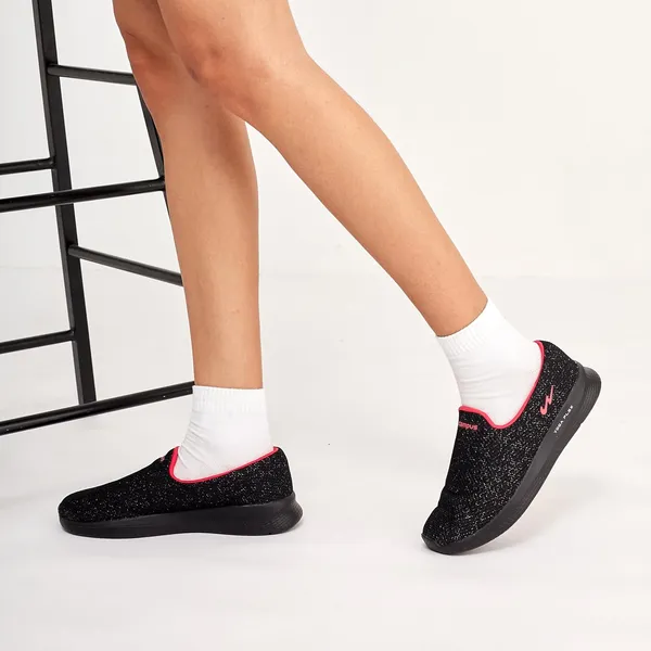 Campus_Women_Zoe_Plus_Walking_Shoes