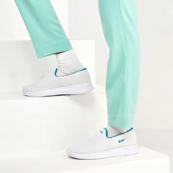 Campus_Women_Zoe_Plus_Walking_Shoes