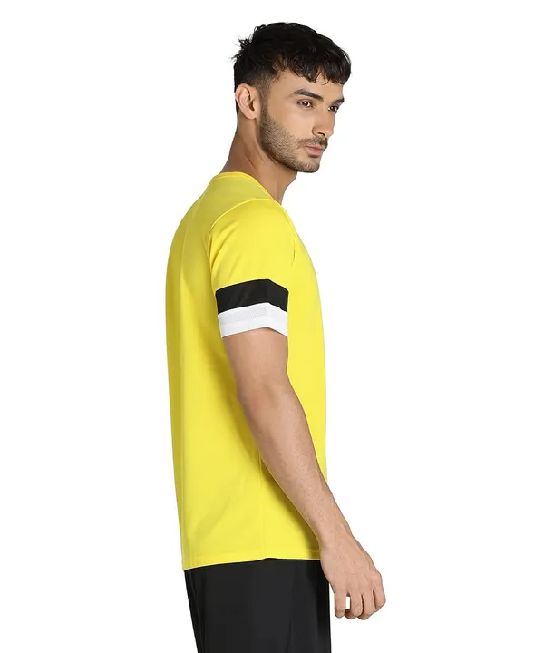 Puma_Men_Drycell_Polyester_Regular_Fit_Teamrise_Football_Jersey