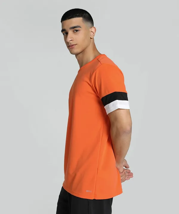 Puma_Men_Drycell_Polyester_Regular_Fit_Teamrise_Football_Jersey