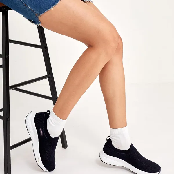 Campus_Women_Annie_Walking_Shoes