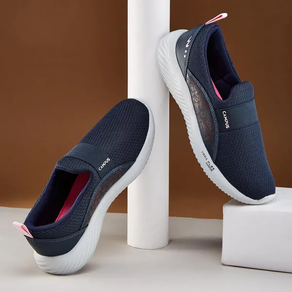 Campus_Women_Camp_Eloy_Walking_Shoes
