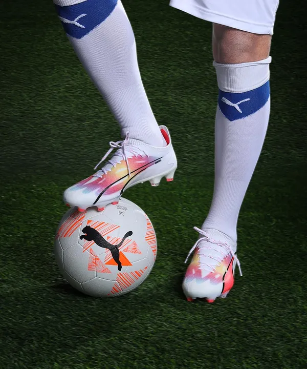 Puma_Unisex_Adult_Future_2_Soccer_Ball_White_Citrus_5_5476003