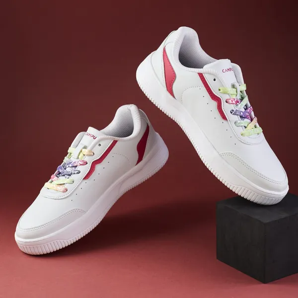 Campus_Women_Ogl_10_Sneakers