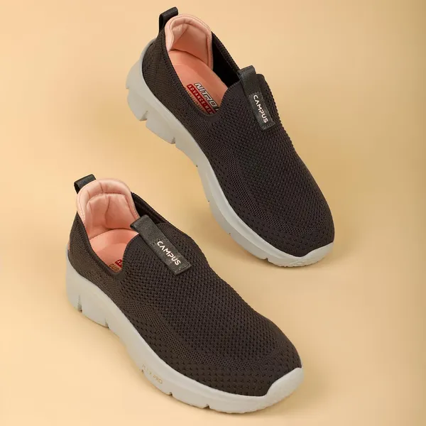 Campus_Women_Kurstin_Walking_Shoes