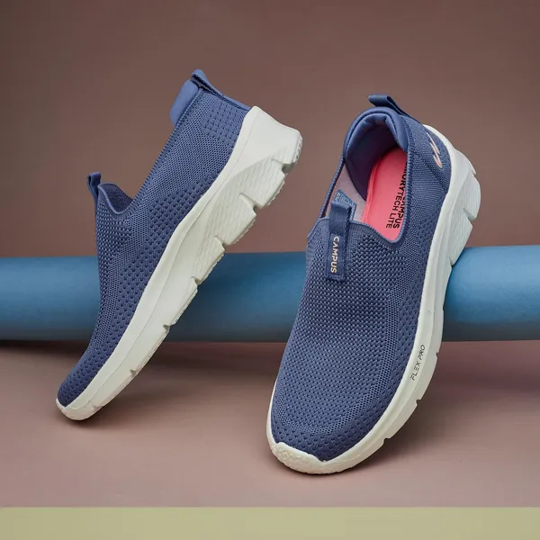 Campus_Women_Kurstin_Walking_Shoes