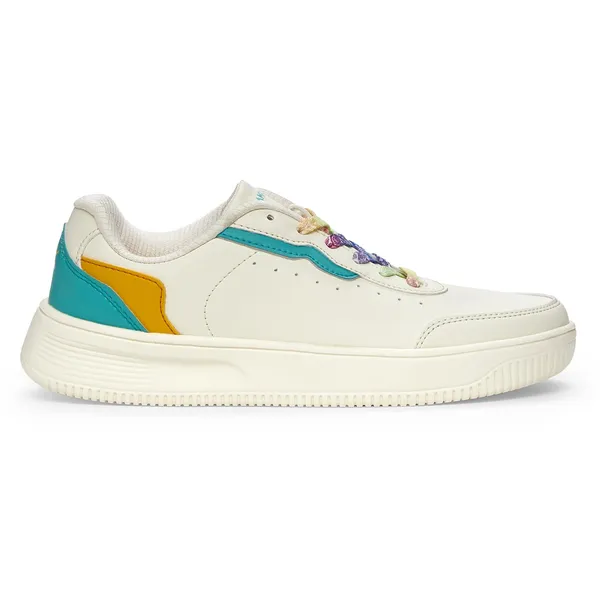 Campus_Women_Ogl_10_Sneakers